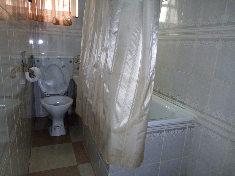 Richanthonio Suites 24/24