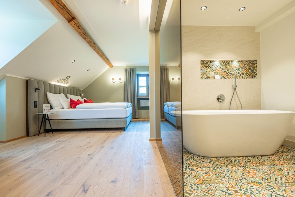 Romantik Hotel Gmachl Elixhausen 6/75