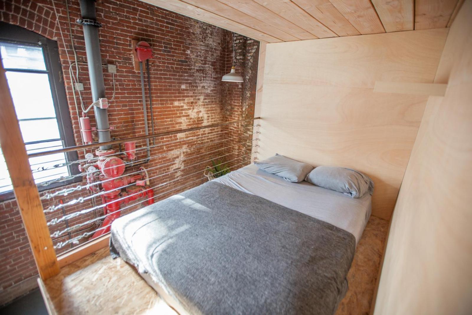 PodShare DTLA Arts District - Hostel 5/21
