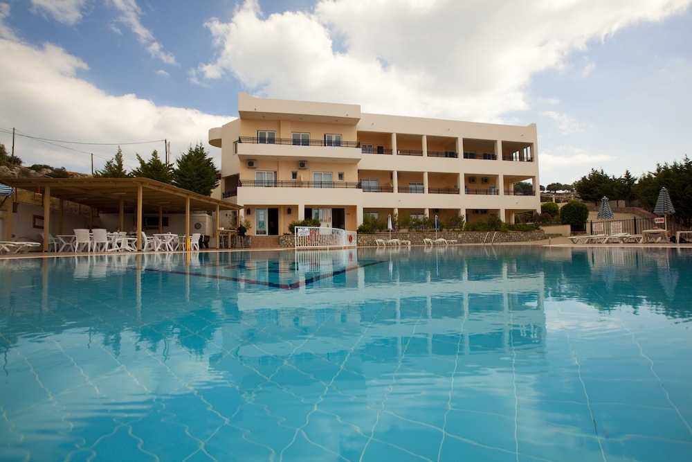 Lindos Nest Hotel in Pefkos