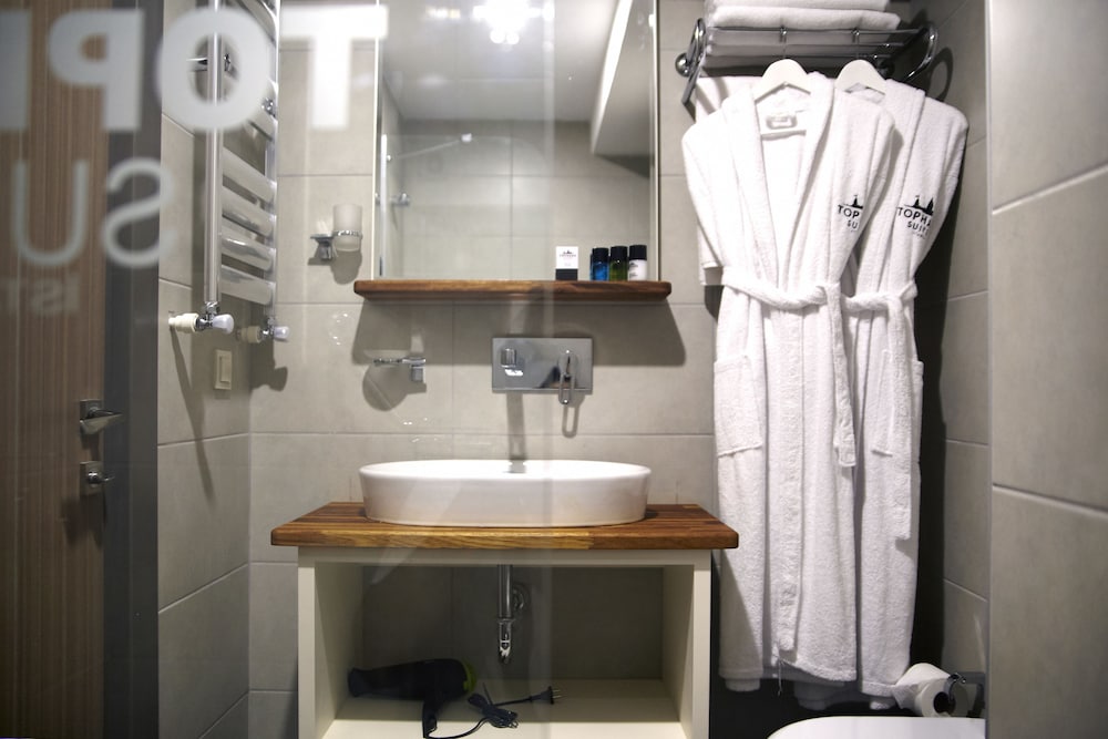 Tophane Suites 39/39