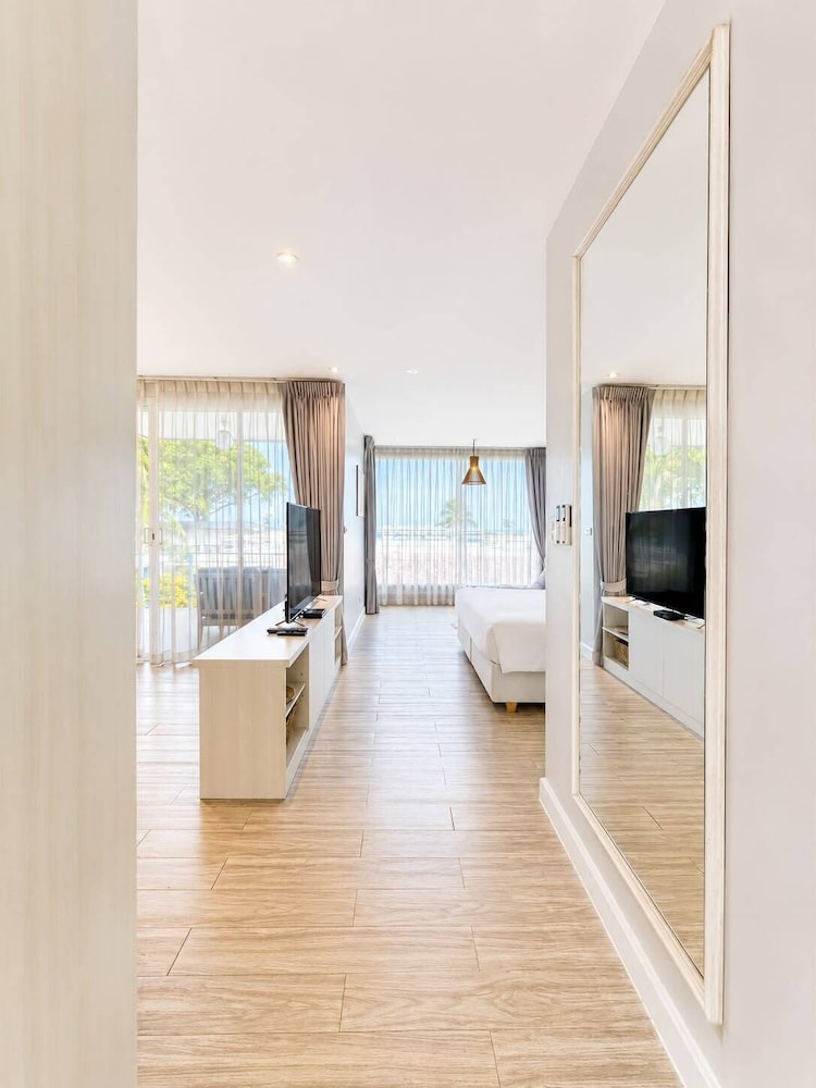 Combo Beach Hotel Samui 22/49