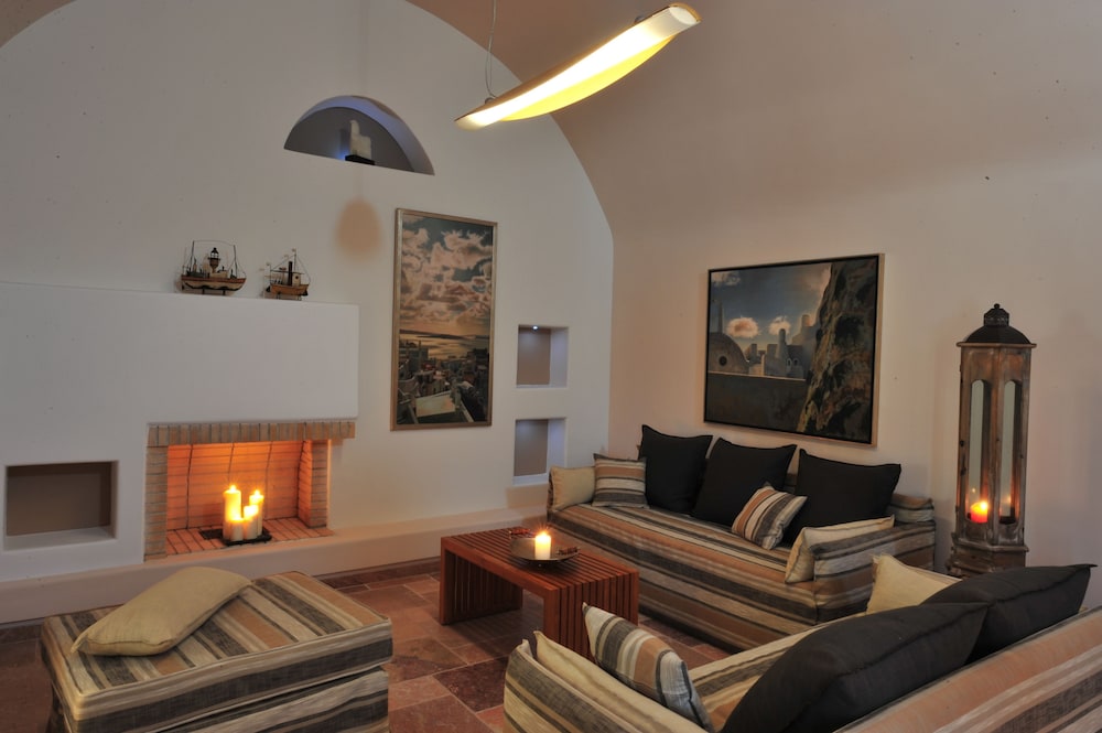 Pleiades Eco Houses 22/38