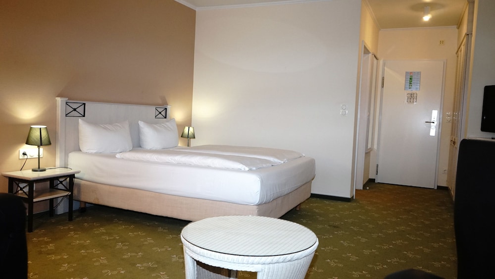 ENTREE HOTEL GROSS BORSTEL 20/50