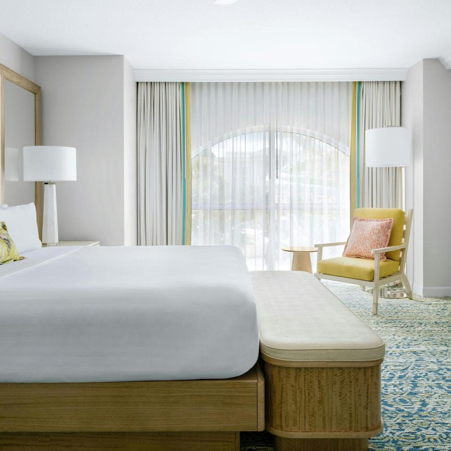 Room, King Bed, Florida View