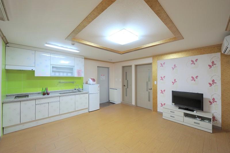 Daecheon Mama Pension 33/37