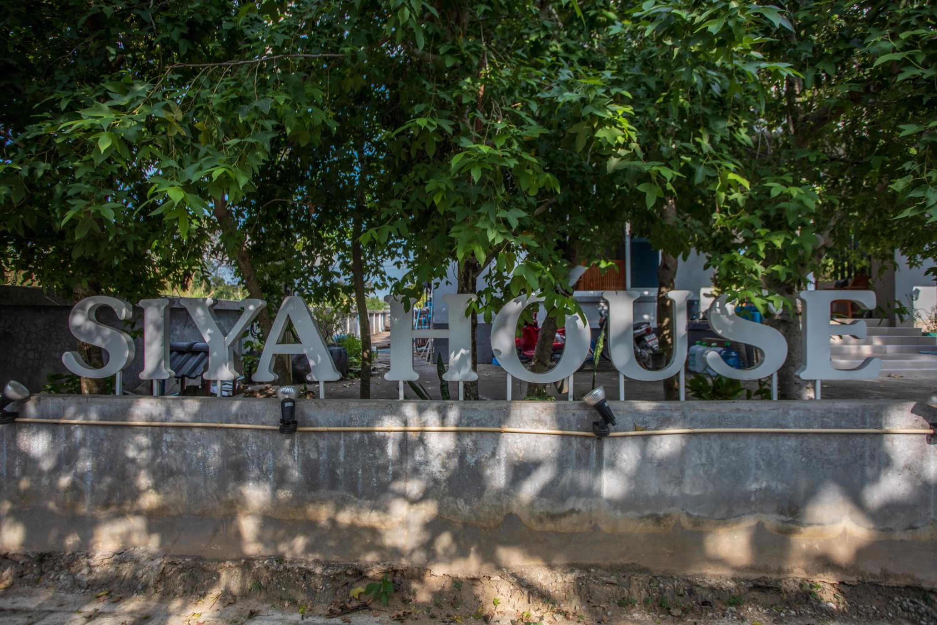 Siya House 62/65