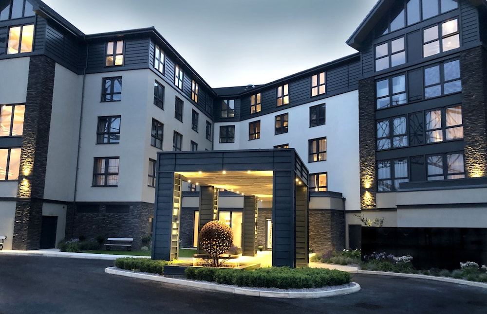 Boulevard Hotel 3/50