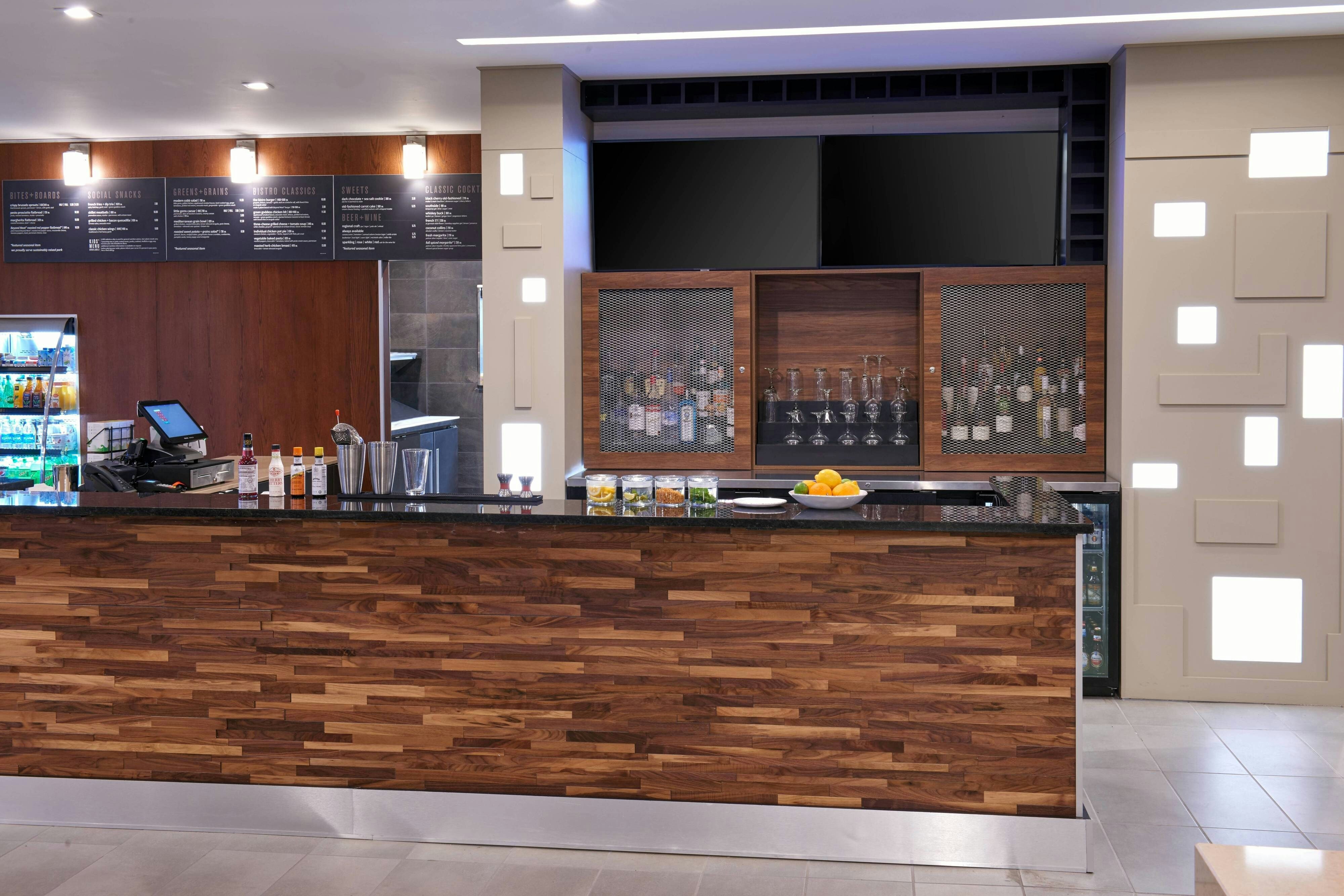 Lobby at Courtyard by Marriott Jackson, JACKSON - MI