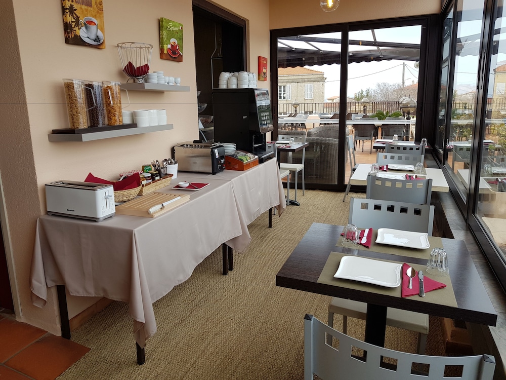 Hotel le Saint Jean 29/39