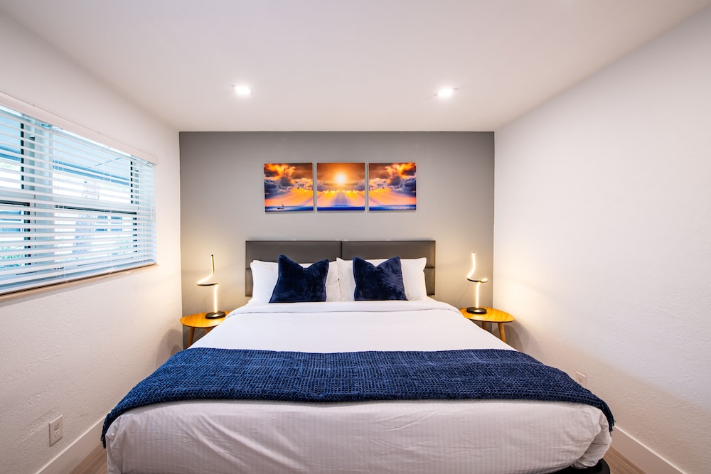 2 BEDROOMS, JUNIOR SUITE