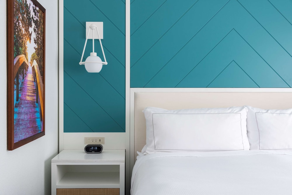 Doubletree Suites By Hilton Naples 22/67