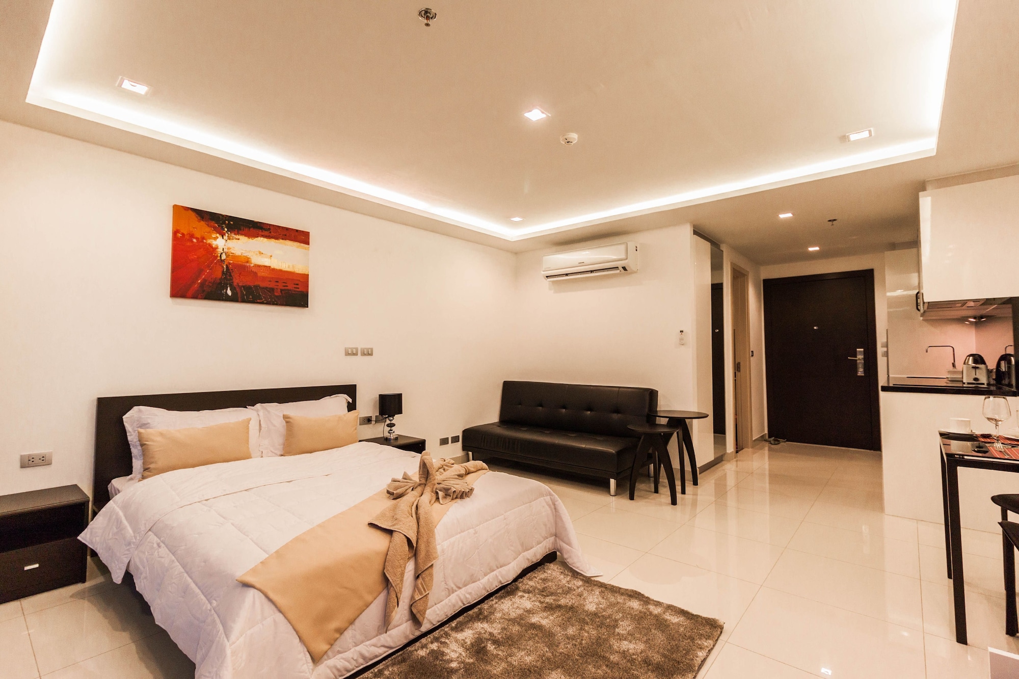 DELUXE, STUDIO, SEA VIEW