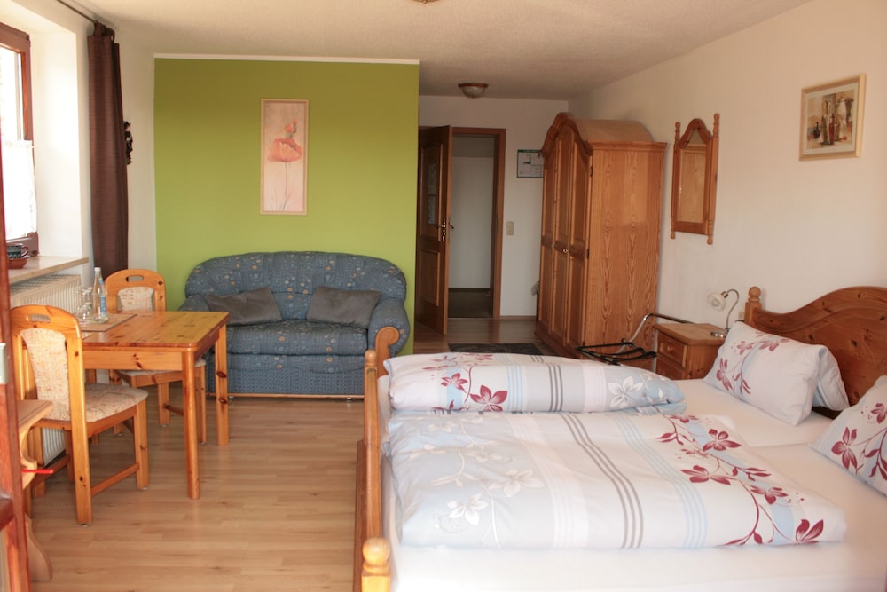 Waldpension Jagerstüberl 10/50