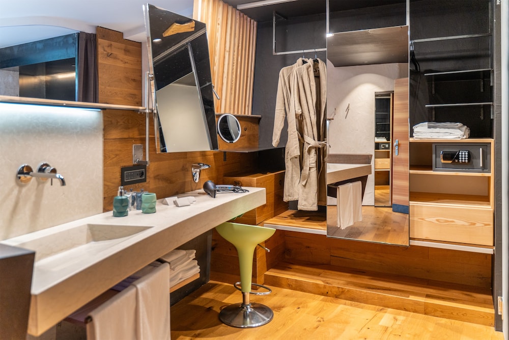 Ambienthotel Primaluna 43/50