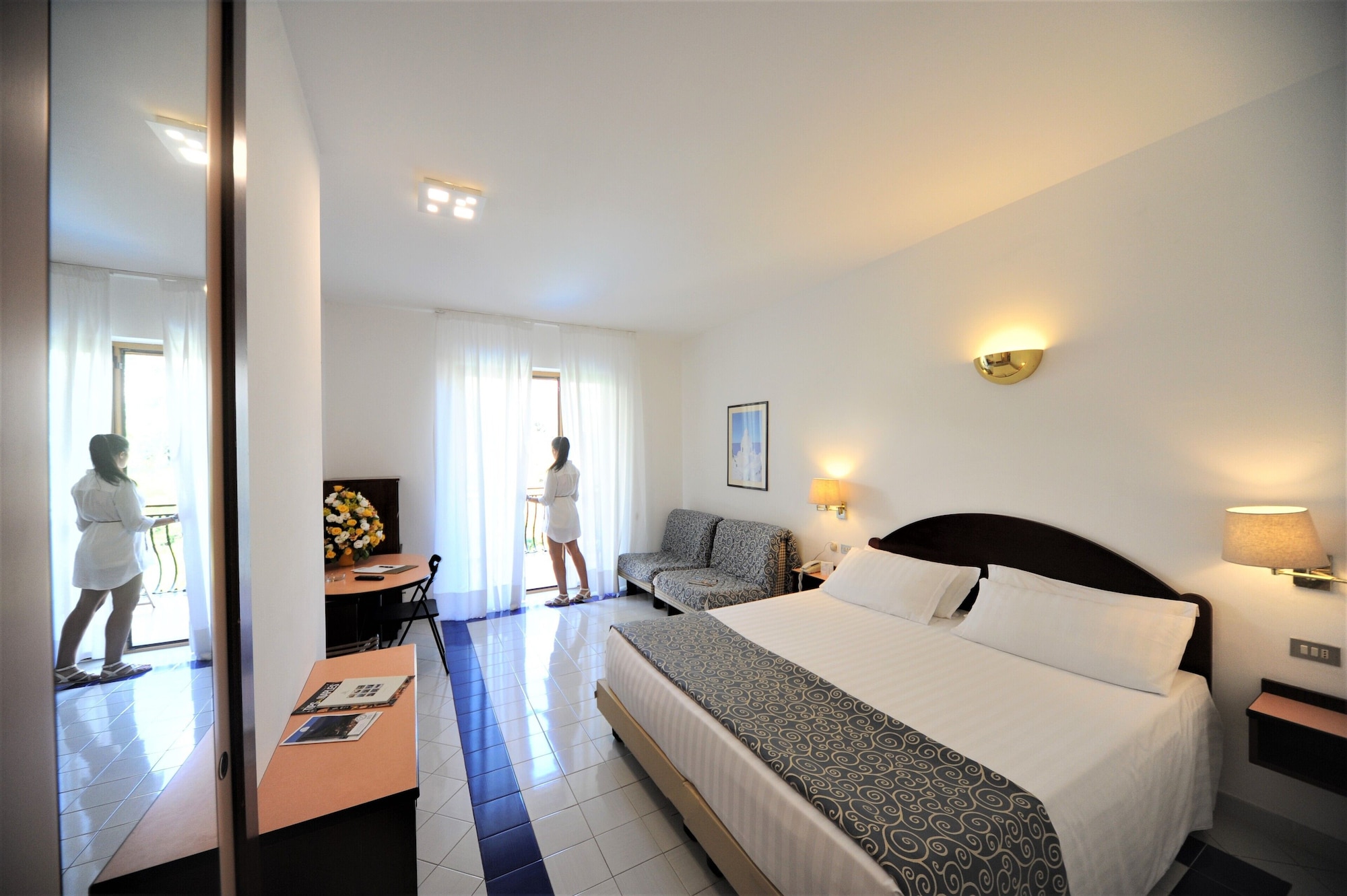 COMFORT, DOUBLE BED, PANORAMIC SEA VIEW