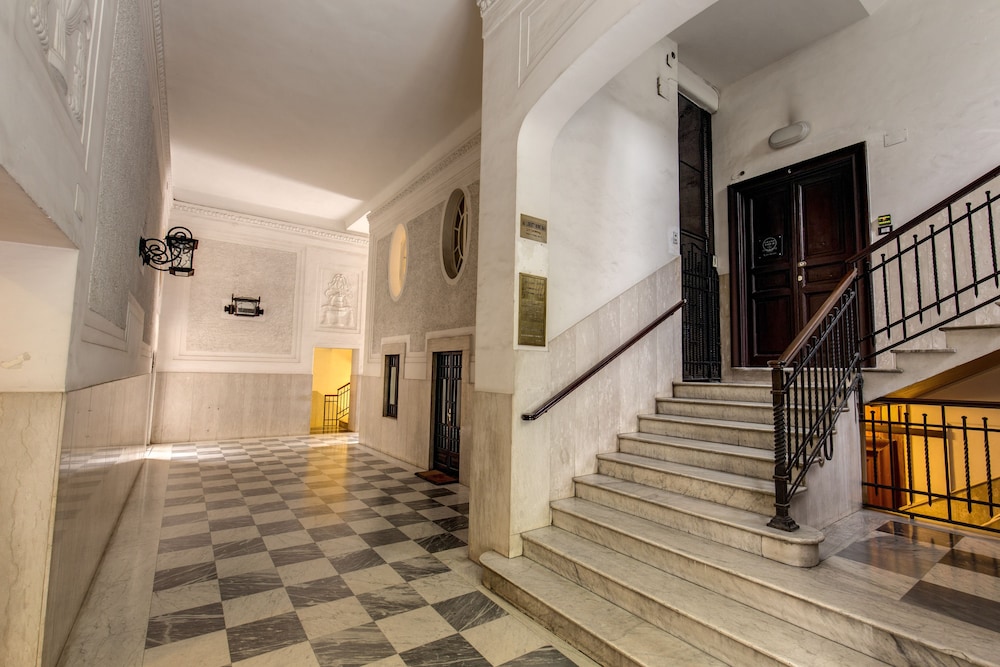 Grand Tour Roma Guest House 5/73