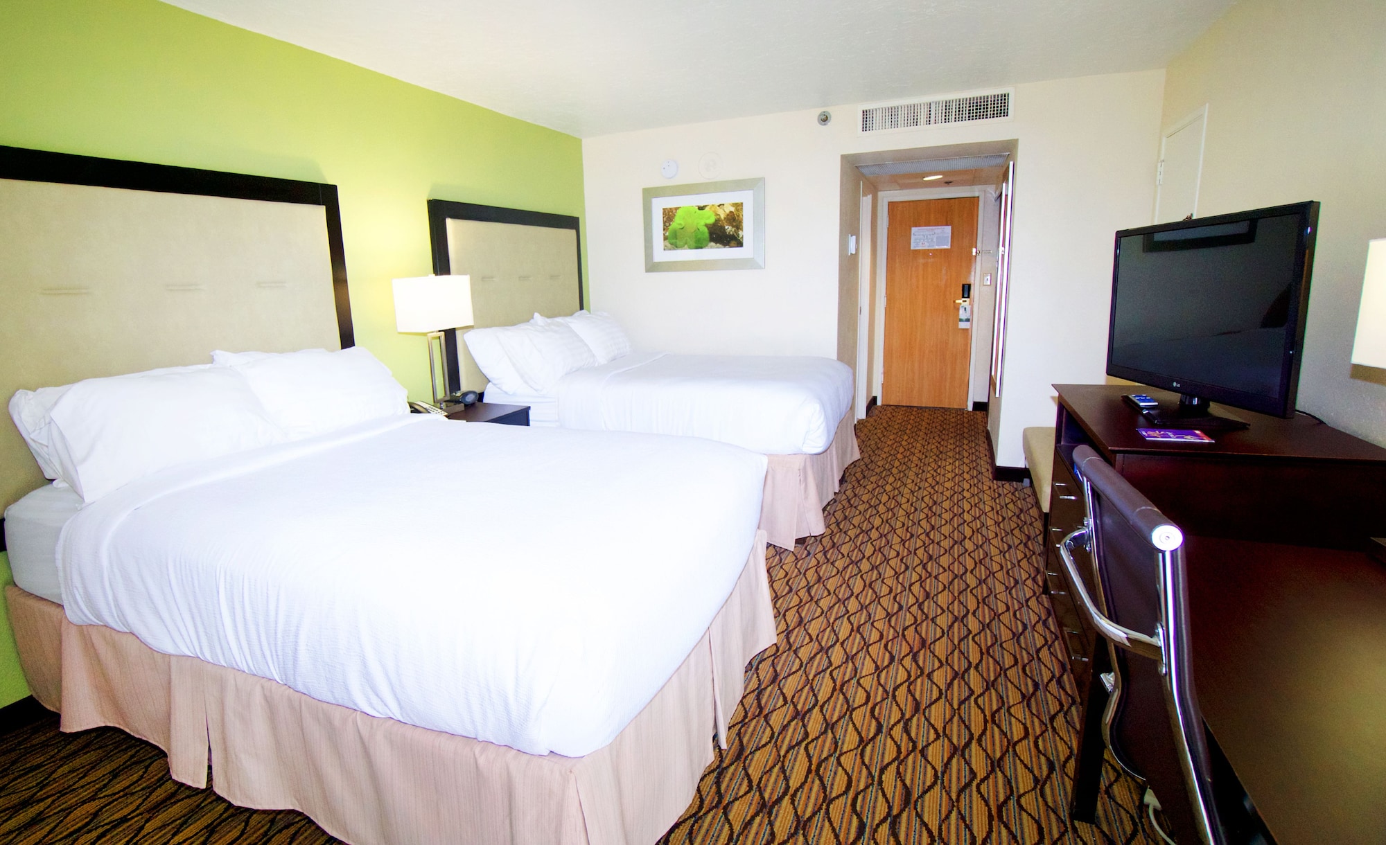 Standard, 2 Double Beds, Bay View