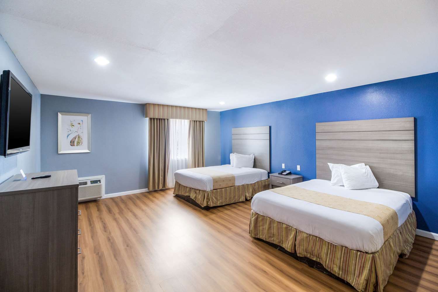 Efficiency, Suite, 2 Queen Beds