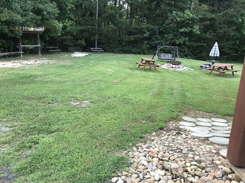 Nacoochee Valley Rentals 38/50