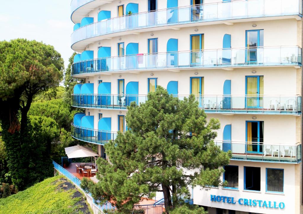 Hotel Cristallo 2/32