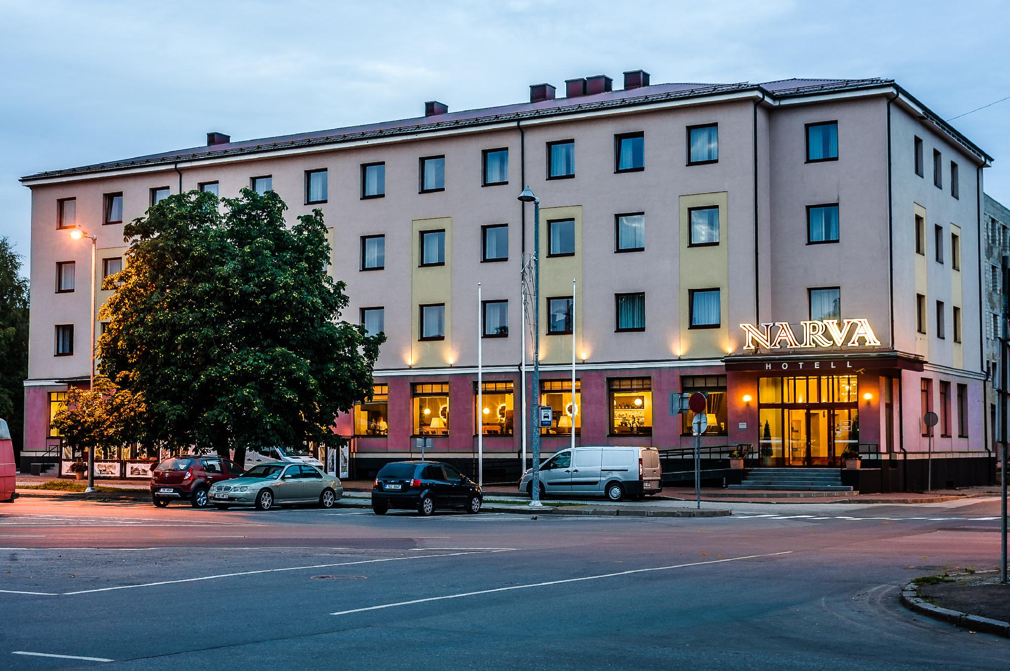 Narva Hotel 4/27