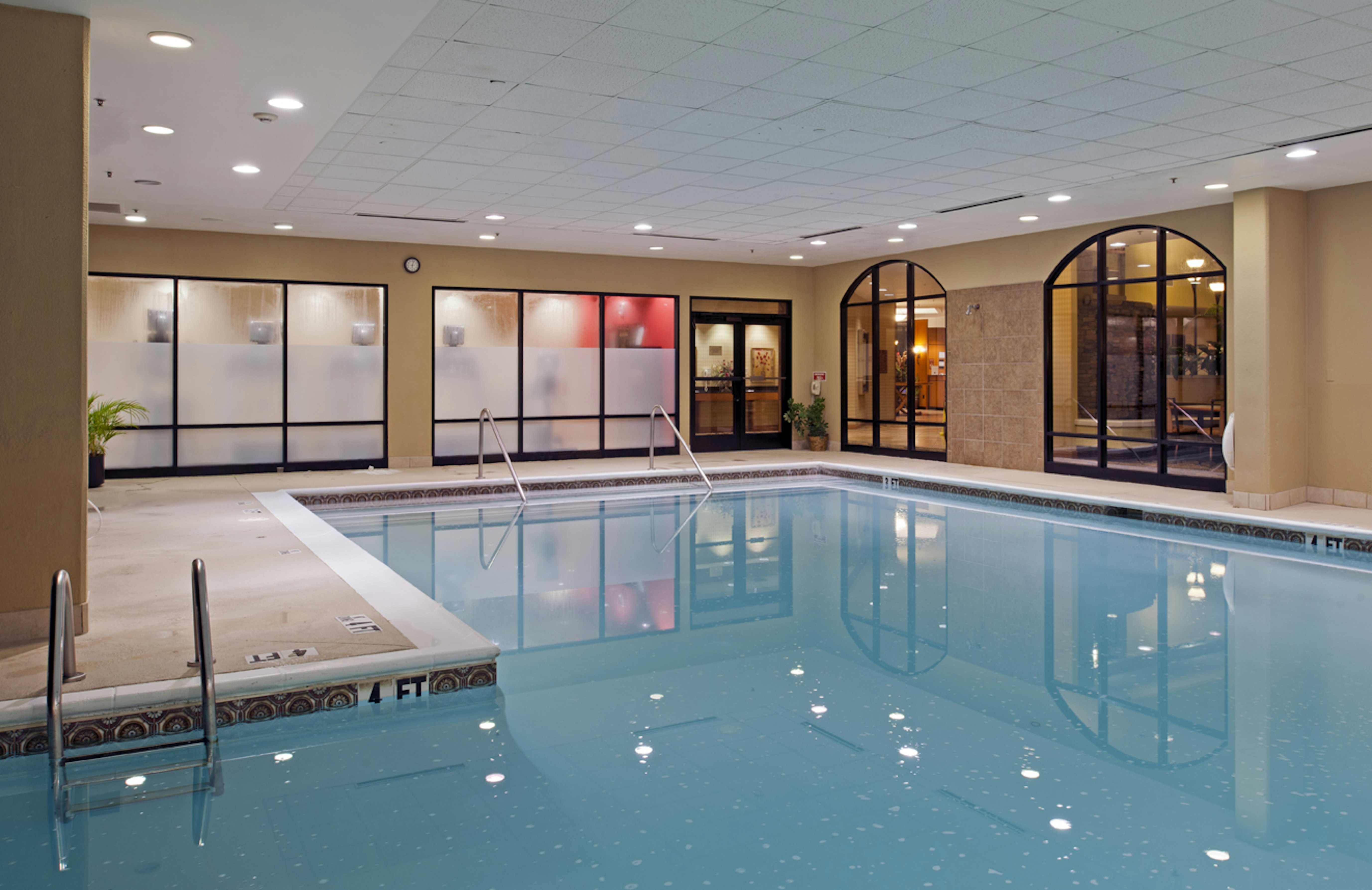 Embassy Suites By Hilton Atlanta Alpharetta 28/82