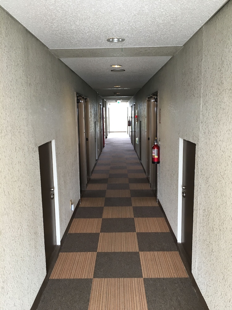 Hotel South Island 46/57