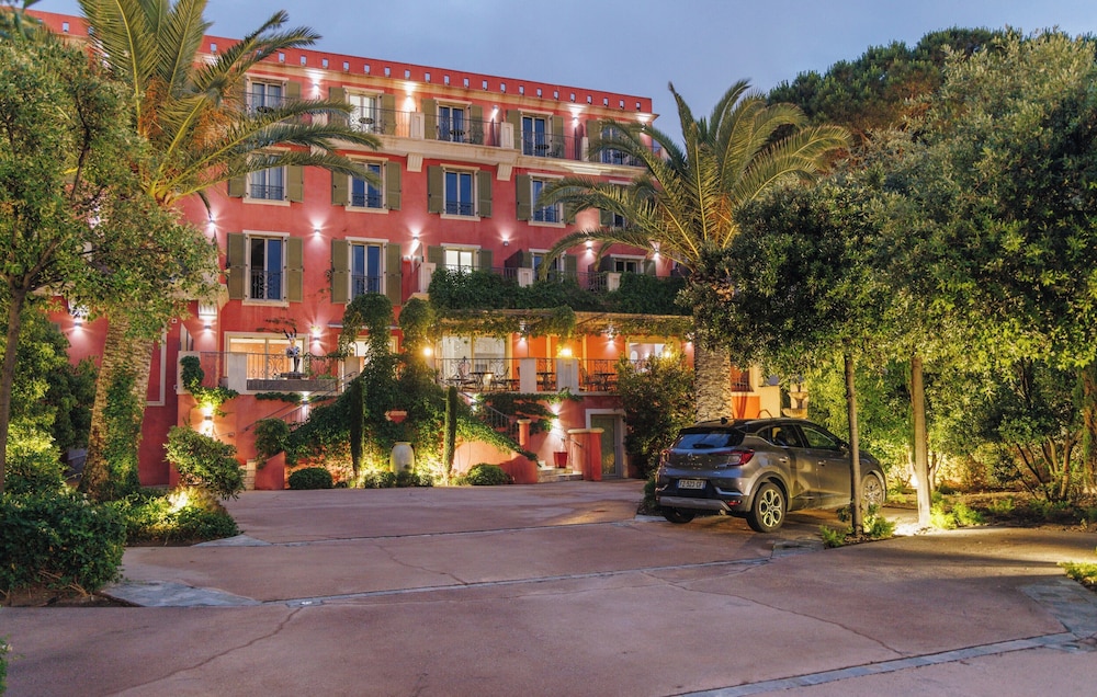 BOUTIQUE HOTEL LIBERATA 40/50