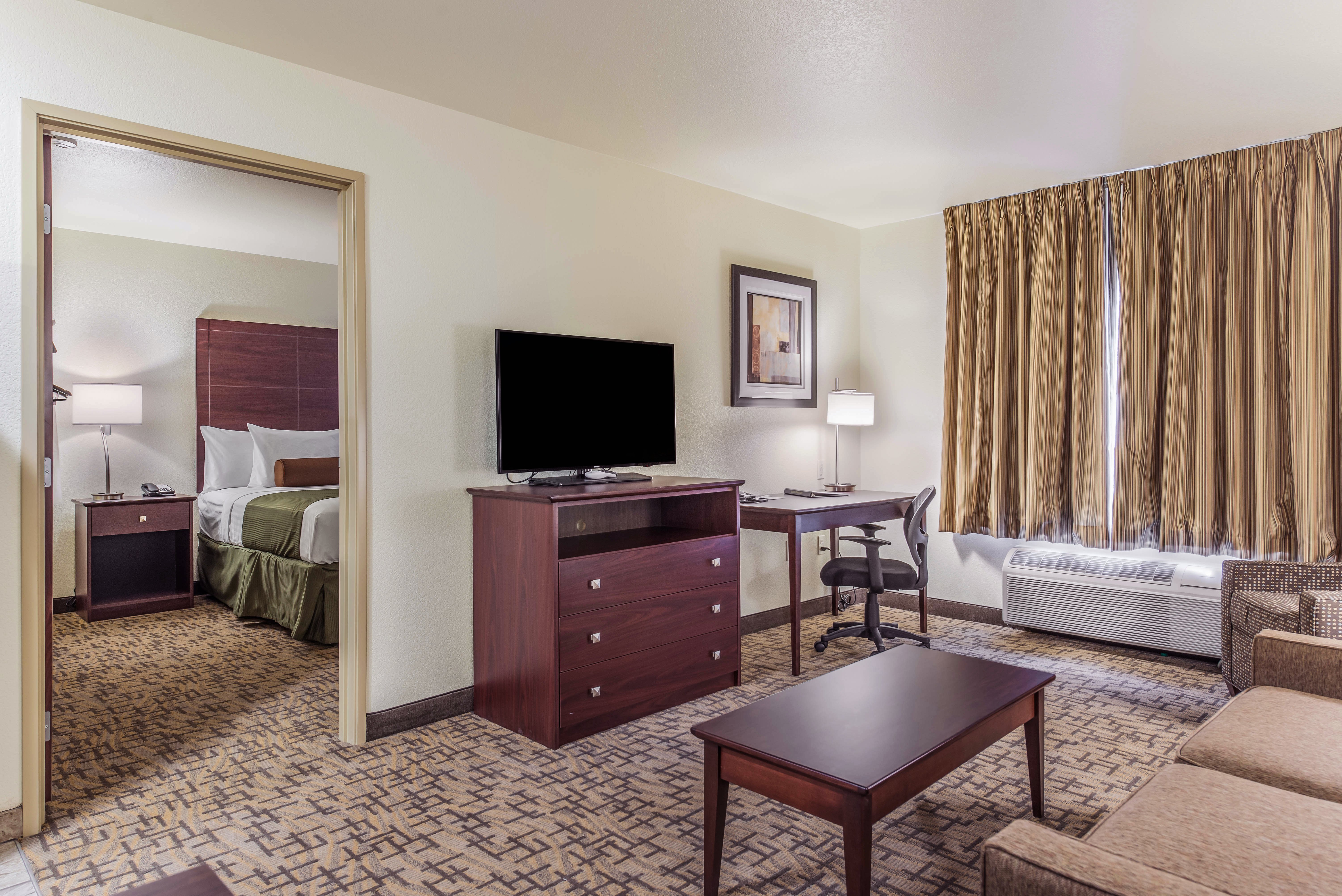 Cobblestone Hotel & Suites - Hutchinson 22/25
