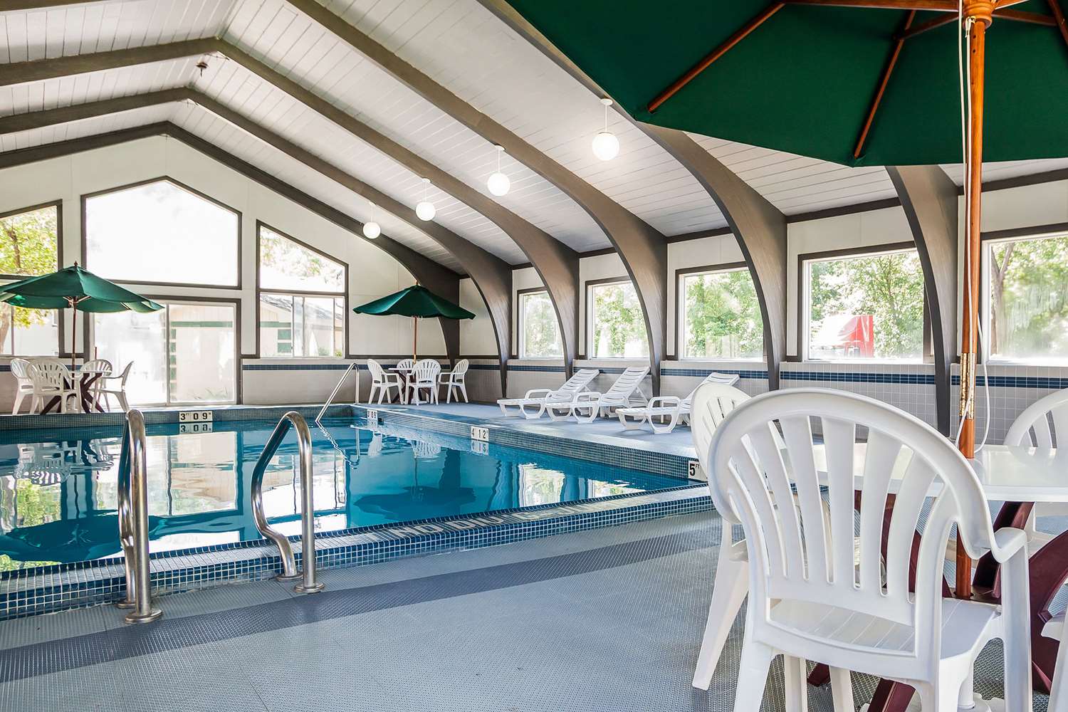 Quality Inn & Suites Des Moines - Merle Hay Road 22/39