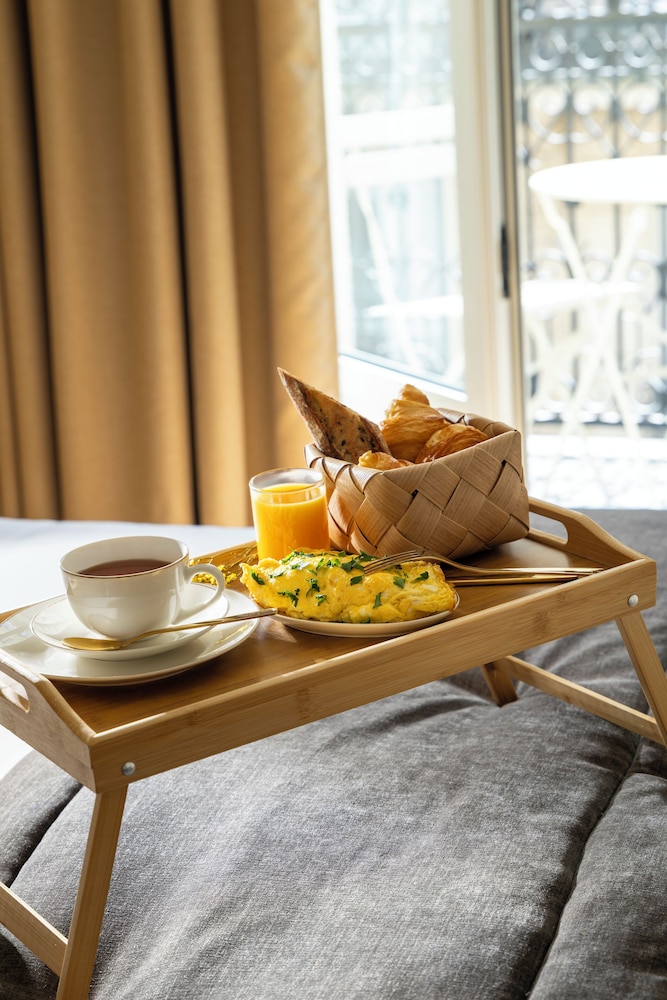 Hotel Le Cardinal 33/48