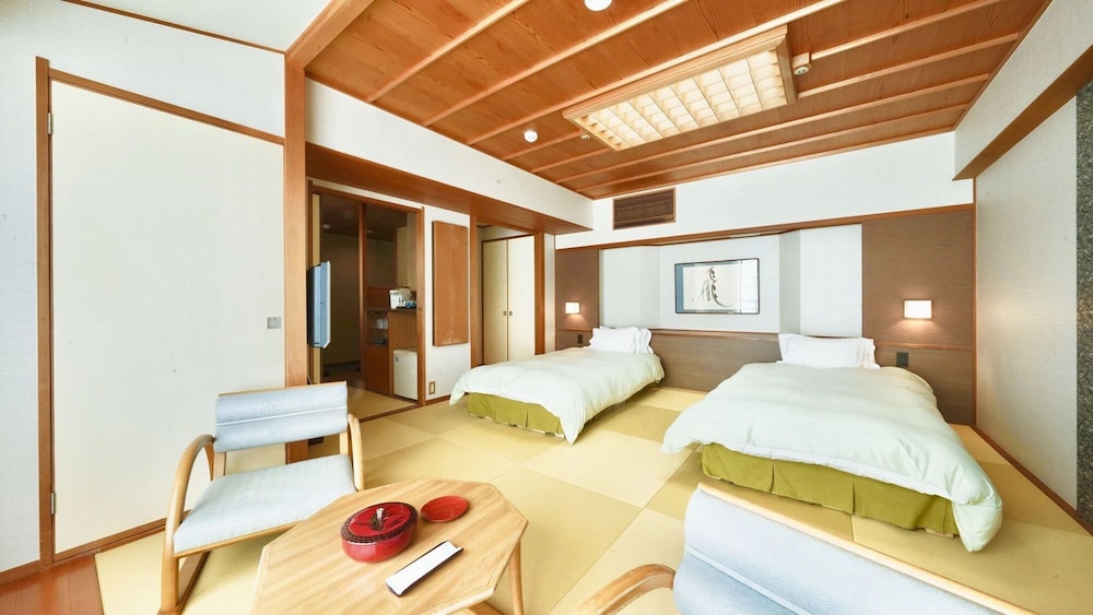 Kisyu Shirahama Onsen Musashi 6/50