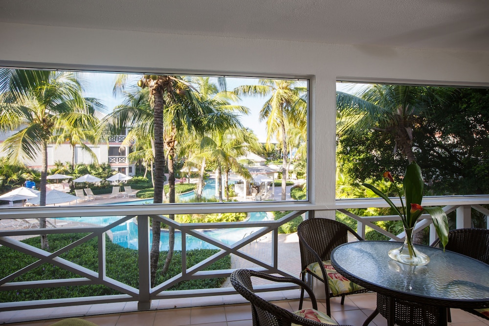 Ocean Club Resort 60/62