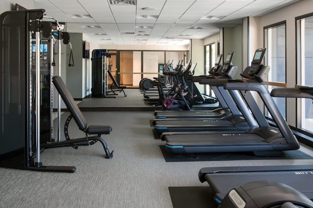Courtyard By Marriott New Orleans Metairie 20/47