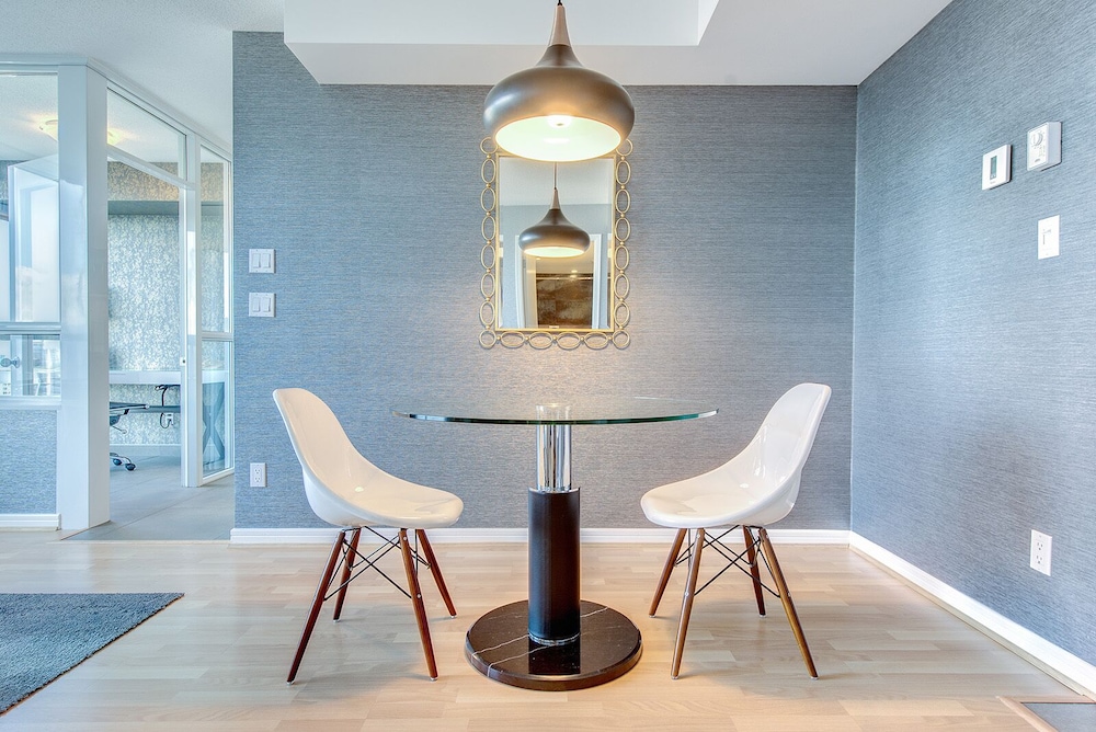 Carmana Hotel and Suites 21/39