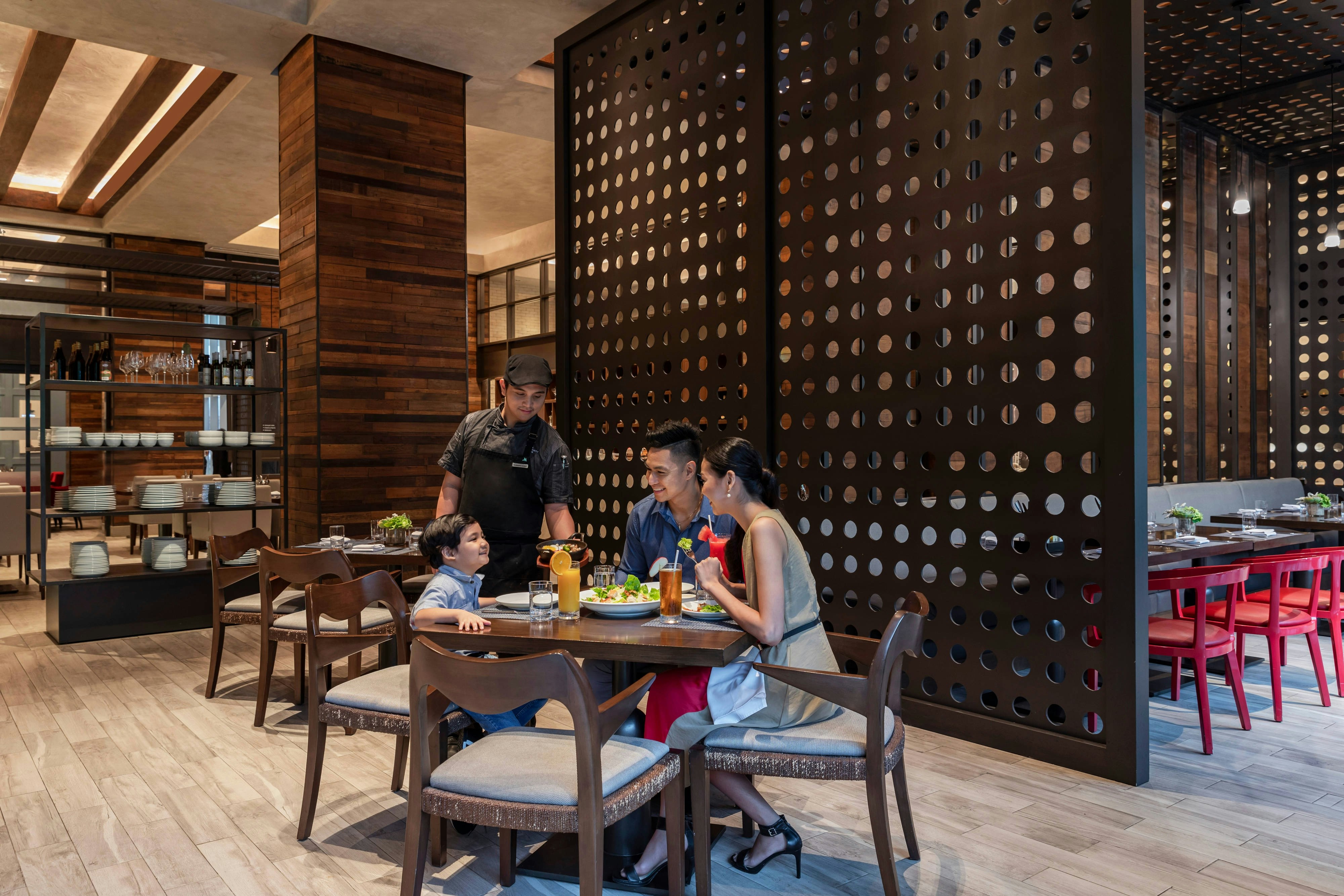 Clark Marriott Hotel 38/53