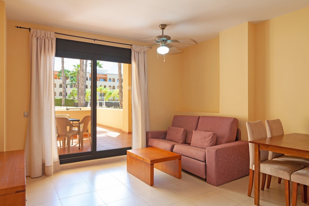 Apartamentos Playamarina 24/50