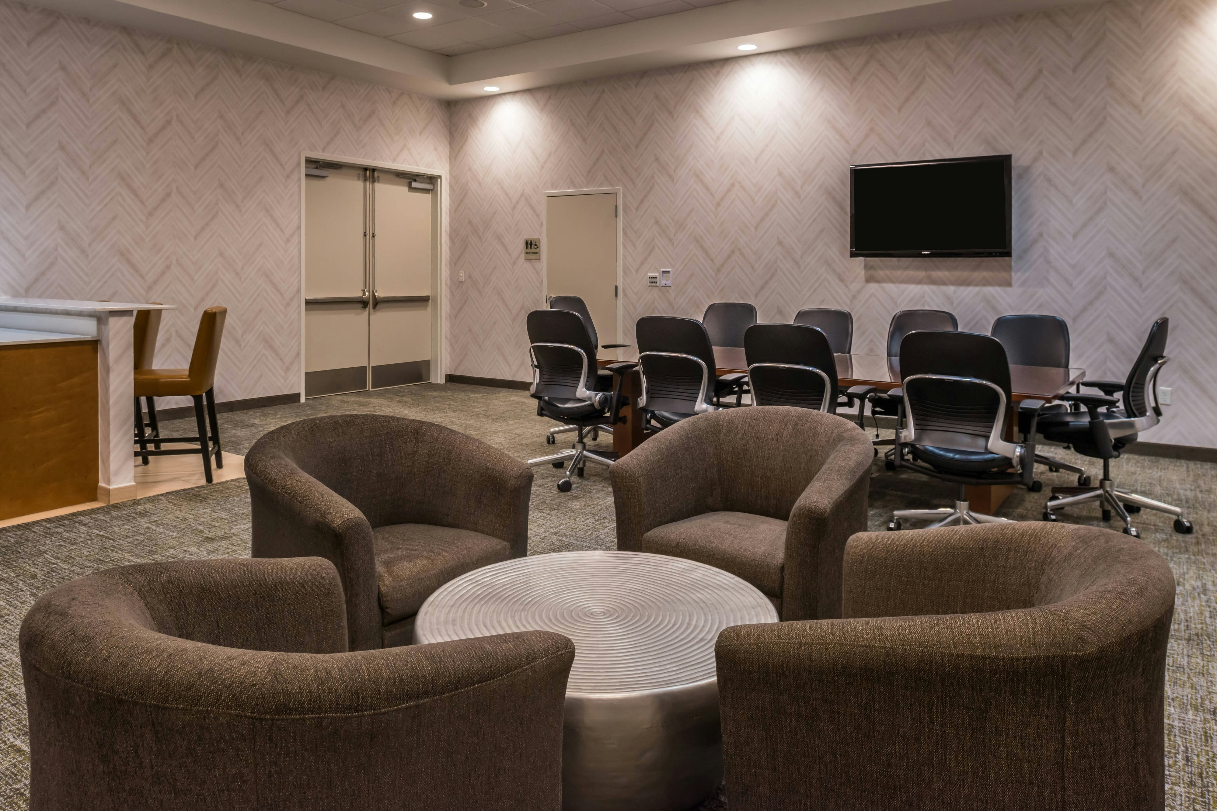 SpringHill Suites Huntsville Downtown 15/16