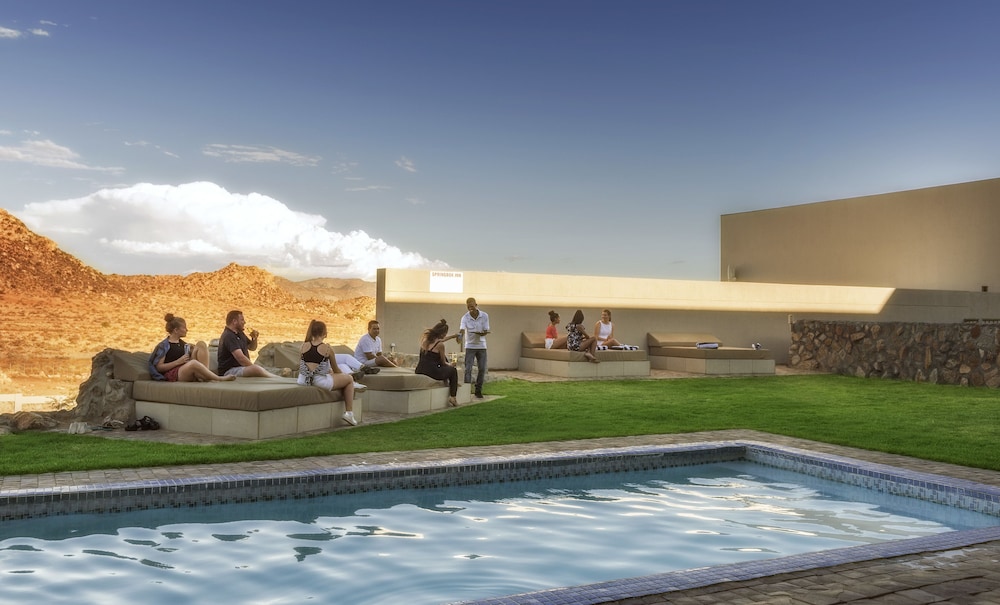 Springbok Inn By Country Hotels 26/32