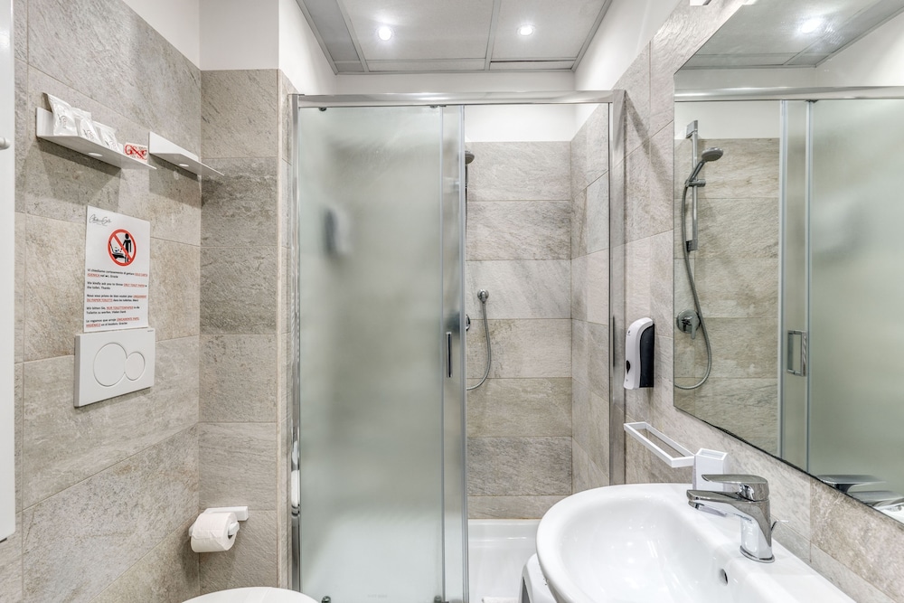 Gardenia Suite 23/25