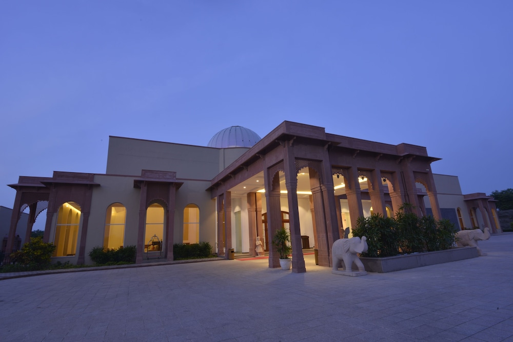 Orchha Palace and Convention Centre 1/50