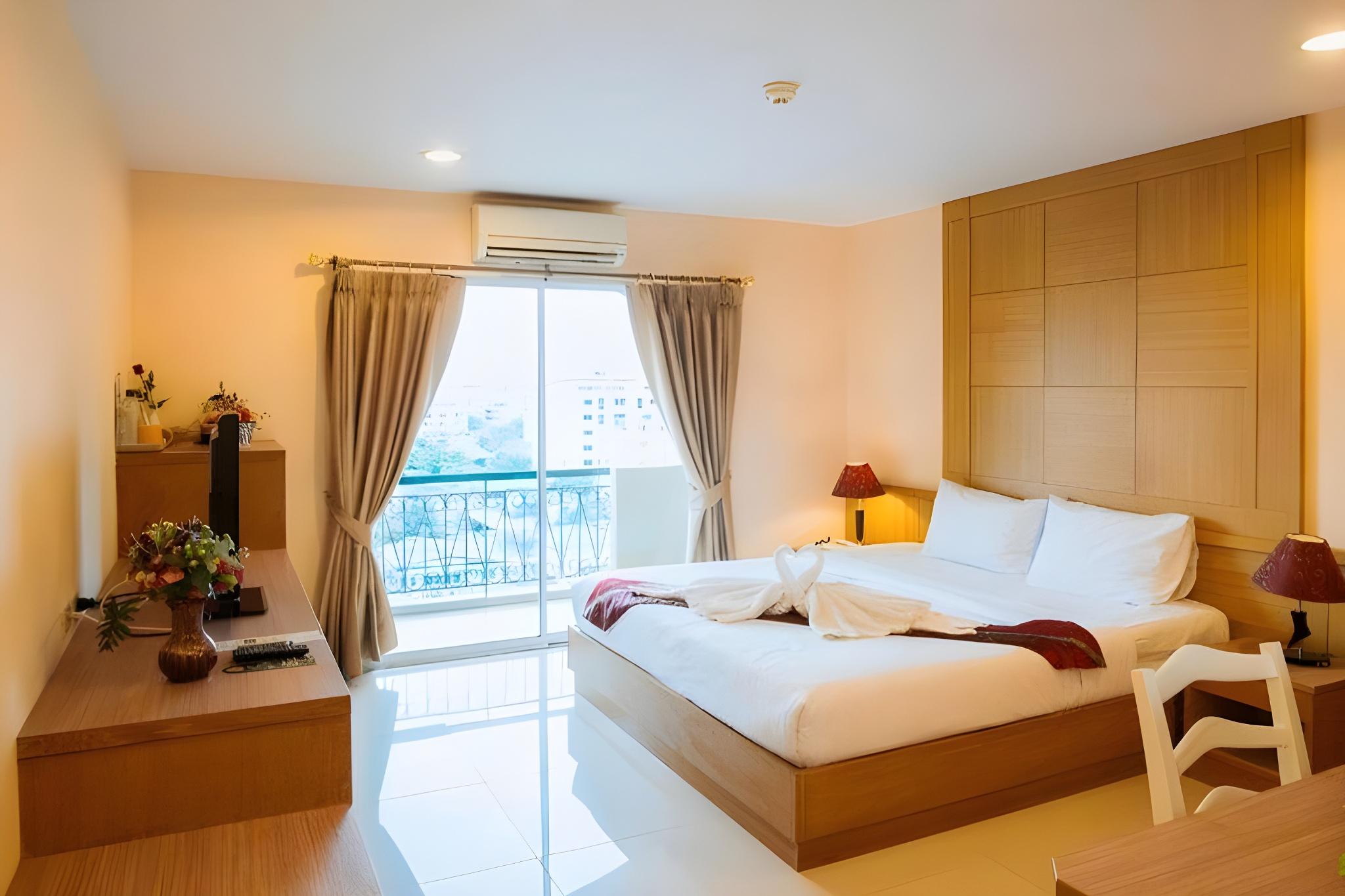 Superior, Metro, Queen and Twin Beds