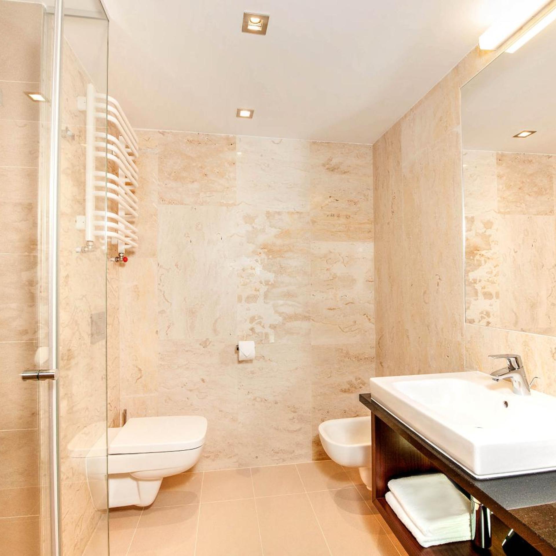 Superior, Studio, DeSilva Premium Opole 5/5