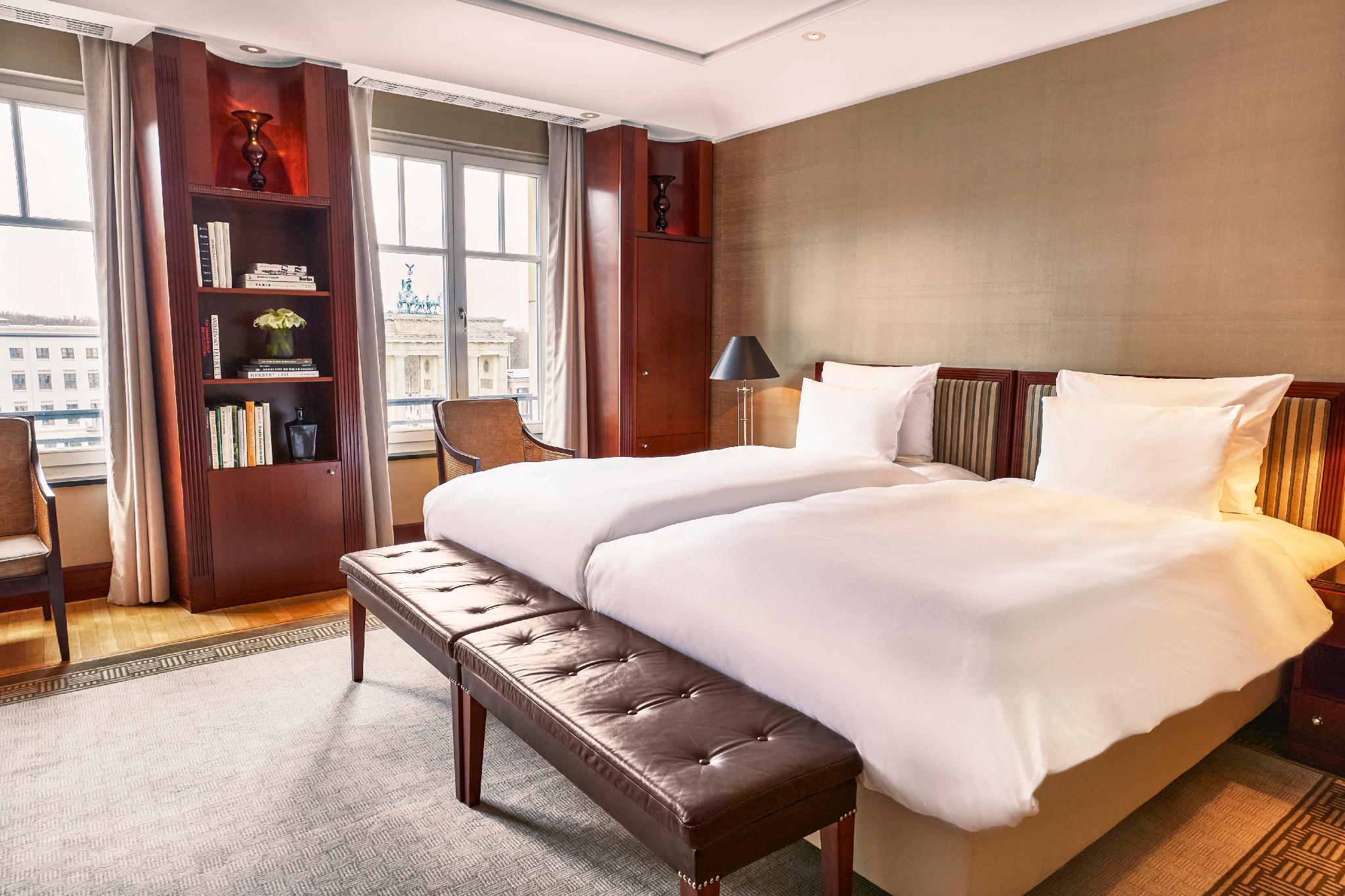 Adlon, Deluxe, Suite, King Bed