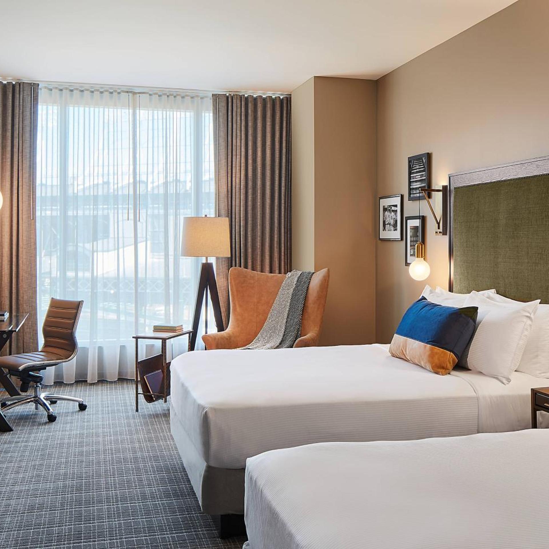 Superior, 2 Queen Beds, Ballpark View