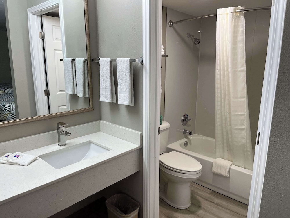 Studio6 Suites West Memphis, AR - Memphis 37/39