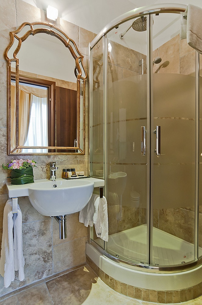 Hotel Le Clarisse Al Pantheon 11/59