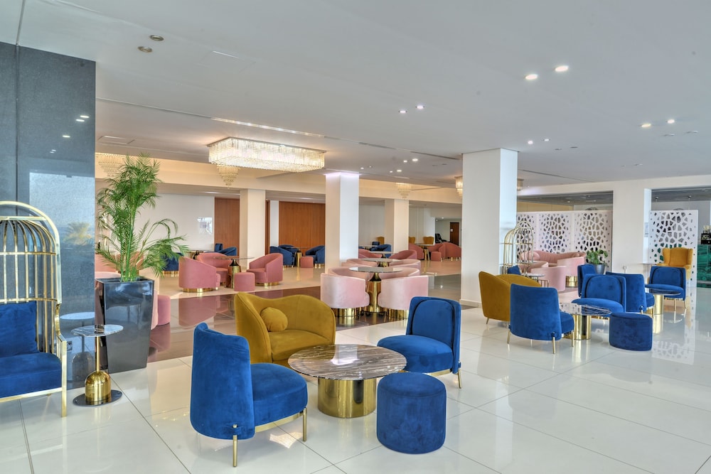 King Evelthon Beach Hotel and Resort 51/71