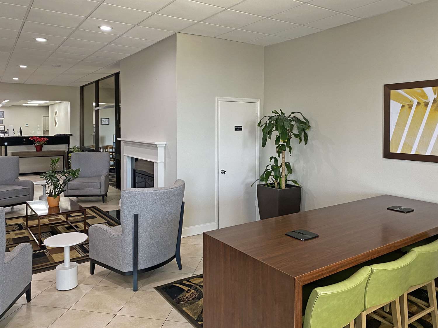 Comfort Inn Hickory Conover 14/19